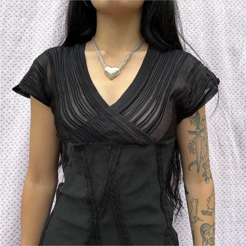 Grunge Black Mesh Office Siren Top View 6